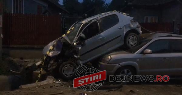 Accident Rutier Spectaculos Provocat De Un Minor Beat Video