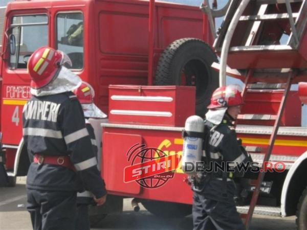Incendiu Intr Un Bloc Din Cluj Napoca Focul A Izbucnit De La Un
