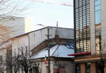 FOTO | Accident pe o stradă din Cluj! Un Audi s-a răsturnat
