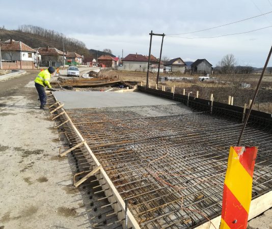 Consiliul Județean Cluj a reluat lucrările de modernizare pe Drumul Bistriței