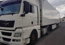 Şofer de TIR din Cluj alergat prin parcare și arestat apoi de poliţiştii din Franţa (FOTO)