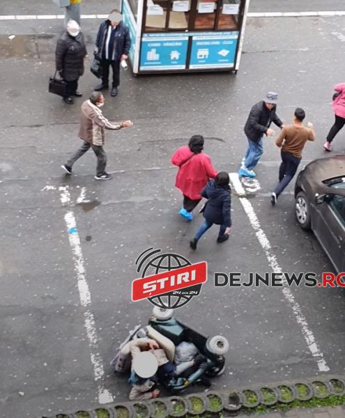 scandal cluj femeie in carucior