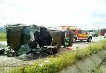 Accident cu două maşini între Urişor şi Căşeiu! Una s-a răsturnat pe şosea (FOTO)