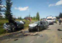 Accident între Dealul Negru și Beliș! 5 persoane au fost rănite (FOTO)