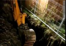 Un bărbat a murit după ce un mal de pământ s-a surpat peste el (FOTO/VIDEO)