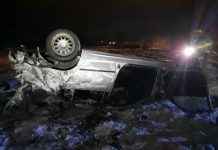 Accident pe strada Dejului la Gherla! Un bărbat a ajuns la spital după ce s-a răsturnat cu maşina (FOTO)