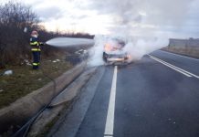 Incendiu pe E81! Maşină distrusă în totalitate (FOTO)