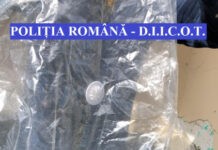 Percheziţii în Cluj-Napoca! Doi tineri au fost reţinuţi pentru trafic de droguri (FOTO)