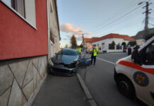 Accident în Cluj-Napoca provocat de o tânără din Maramureş! Poliţiştii au găsit droguri în maşină (FOTO)