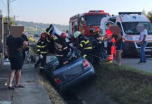 Accident grav în Dej. Un șofer a murit după ce mașina sa s-a lovit violent de un pod