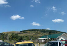 Accident în Vâlcele provocat de un şofer de 86 de ani (FOTO)