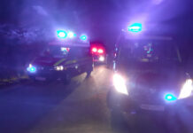 Grav accident în Băişoara! Patru tineri răniţi după ce au căzut cu maşina într-o vale adâncă de trei metri (FOTO)