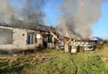 Incendiu în Dej! O casă de pe strada Sărata a fost cuprinsă de flăcări (FOTO)