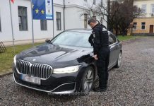 FOTO: Alertă din Slovacia – Autoturism de lux condus de un clujean descoperit la Vadu Izei