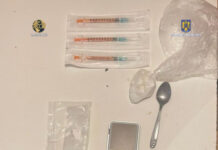 Patru suspecți au fost arestați pentru trafic de droguri de risc și de mare risc