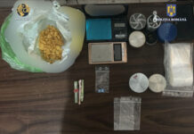 Prins în drum spre festival: Bărbat reținut după ce ofițerii antidrog au găsit la percheziții amfetamină, esctasy, LSD și 2-MMC