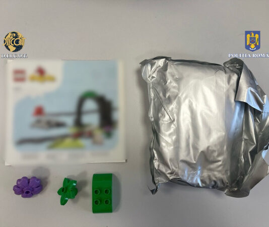 FOTO – Amfetamină, kristal și LSD ascunse în jucării. Veneau din Olanda