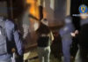 VIDEO – Trei percheziții într-un dosar de delapidare. Doi suspecți și-ar fi însușit ilegal 230.000 lei din banii firmei