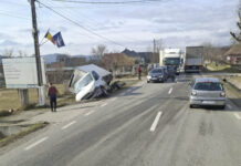 Accident pe DN1C Baia Mare – Dej cu patru autovehicule, o autoutilitară în șanț (foto)